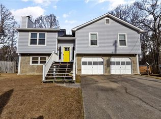 2535 Winding Creek Dr, Lithia Springs, GA 30122