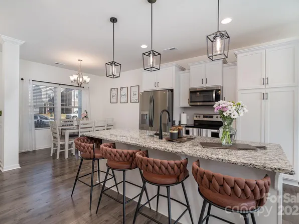 451 Brannon Meadows Dr, York, SC 29745