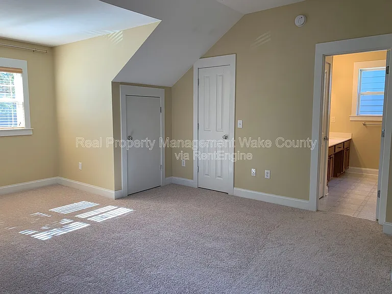10813 Cokesbury Ln — Photo 6