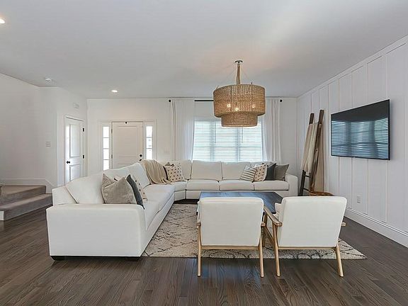 5th image of 21 Cleary Cir #21