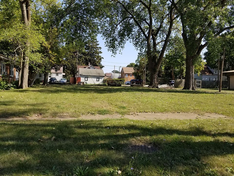 1st image of 1329 Glenn Dr