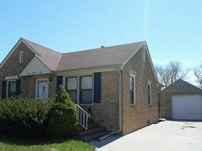 124 Ringland Rd, Hastings, NE, 68901