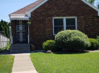 415 Taft Pl, Gary, IN 46404