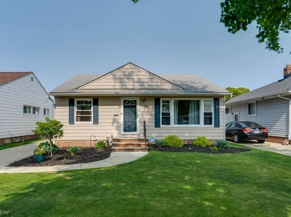 639 Dickerson Rd, Willowick, OH 44095