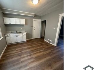 826 Wayside Rd #1, Cleveland, OH 44110