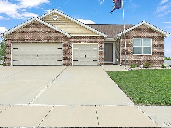 2nd image of 117 Garrettford Dr
