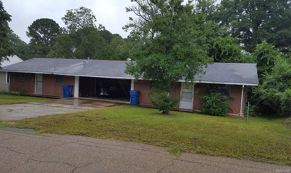 2nd image of 512 McIntyre St