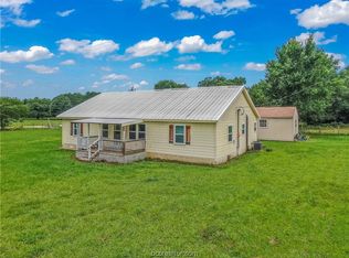 7119 Cotton St, Bedias, TX 77831