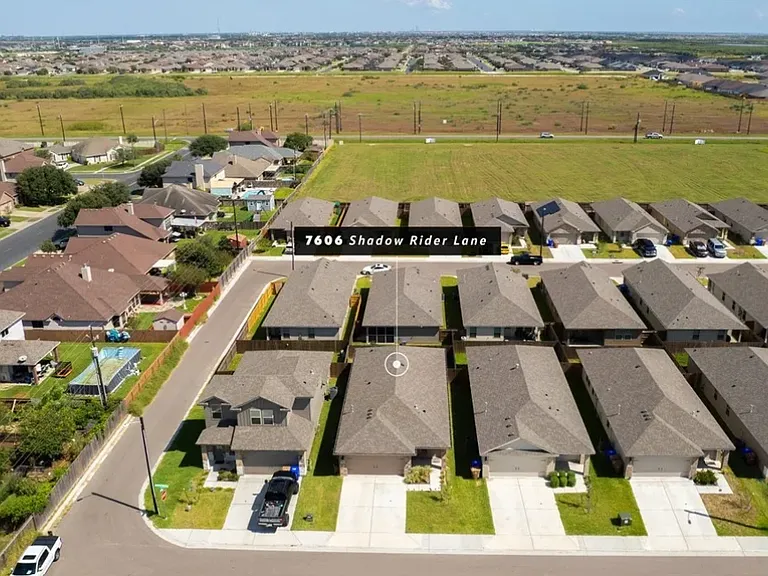 7606 Shadow Rider Ln — Photo 10