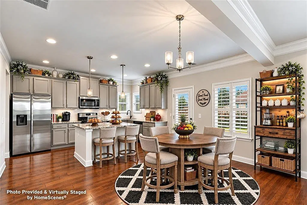 5 bed, 3.0 bath, 2444 sqft, $2,550 — Photo 4