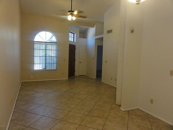 5th image of 1718 S Longmore St #71