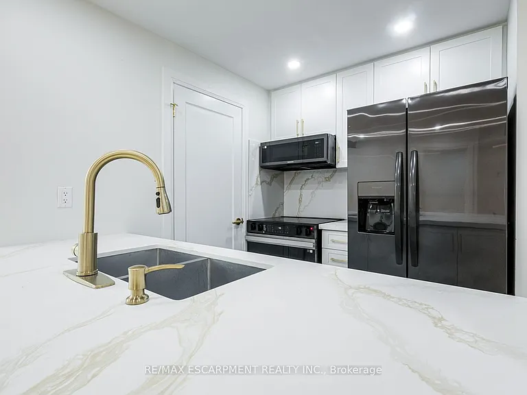 285 Enfield Pl #1603 — Photo 8