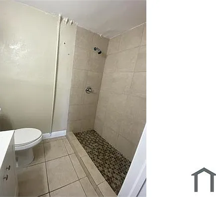 2800 W Sunrise Blvd #2 — Photo 4