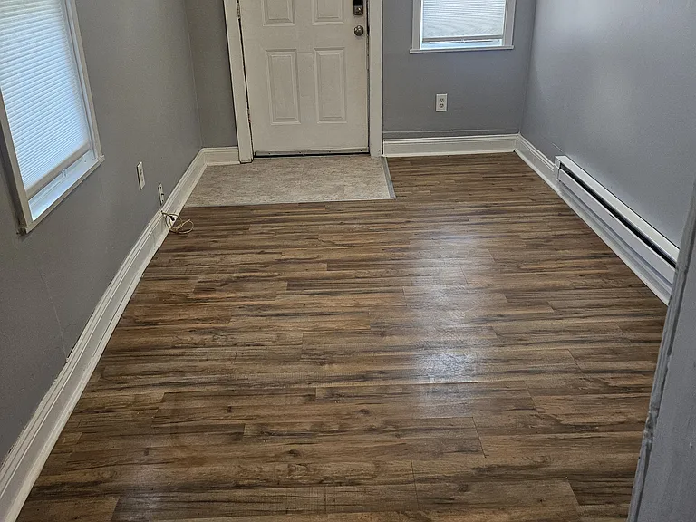 304 South Ave — Photo 2