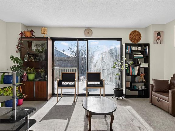 5th image of 31 Templeby Way NE