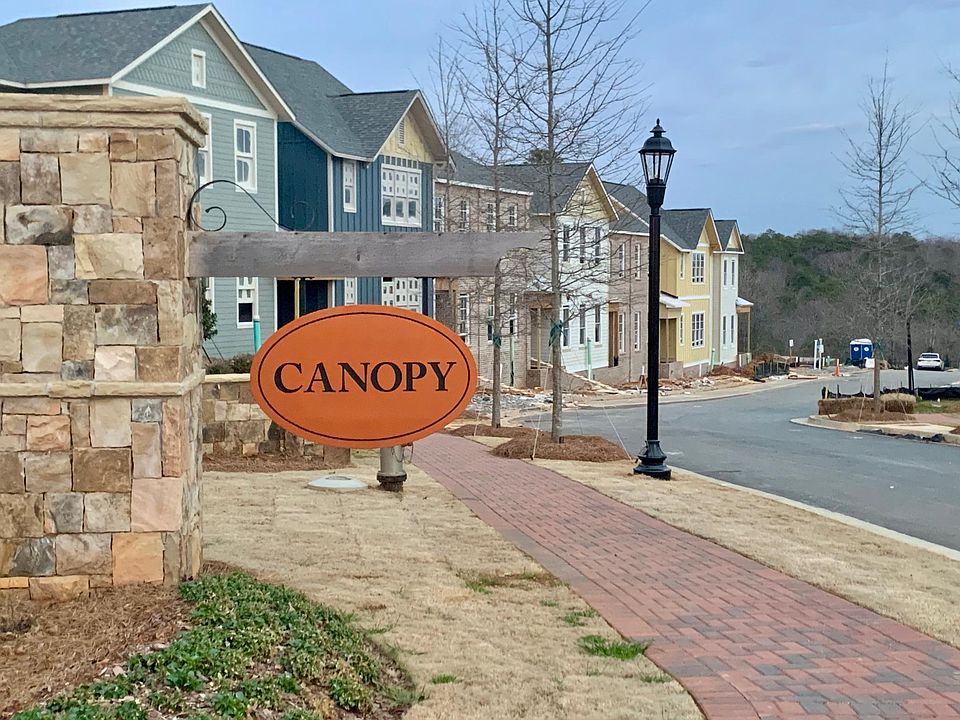 Desirable new community in the heart of Historic Roswell. Walk to restaurants and Festivals!