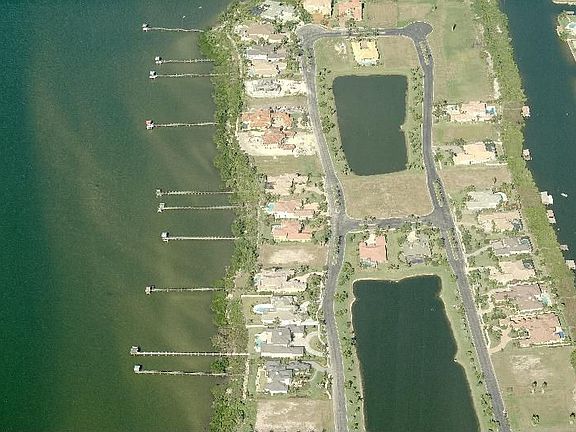 4th image of 307 Lansing Island Dr