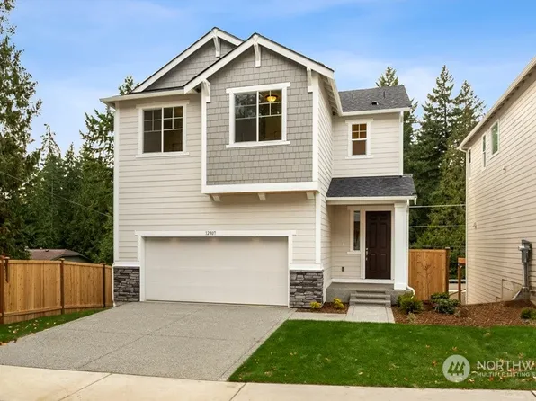 12807 Springboard Avenue NW #6, Silverdale, WA 98383