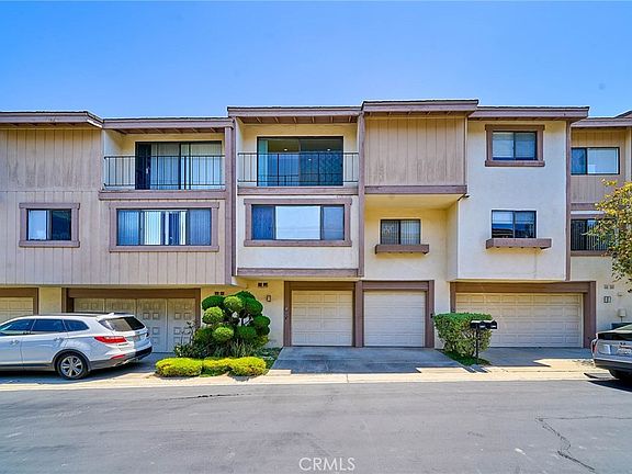 2nd image of 28114 Ridgepoint Ct