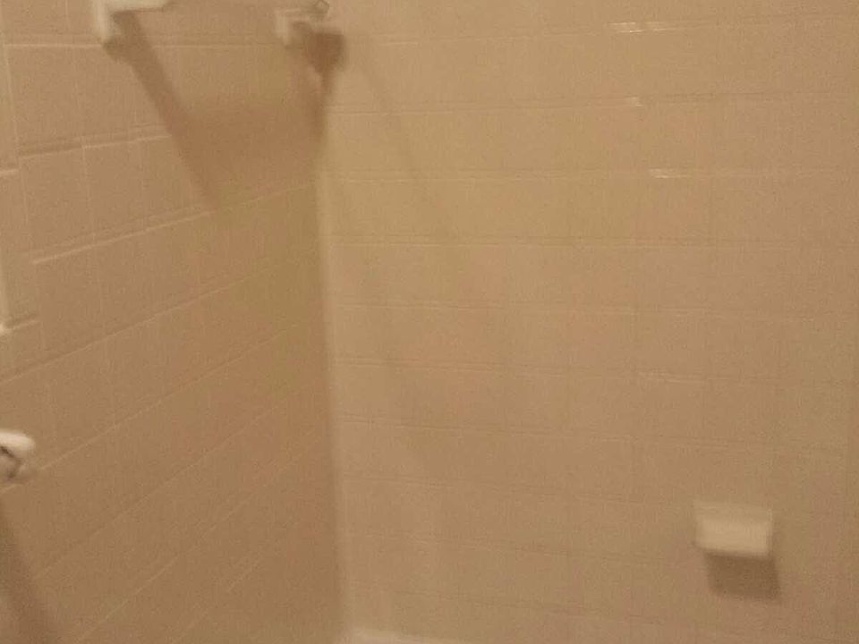 2nd image of 30 Granfield Ave APT B5