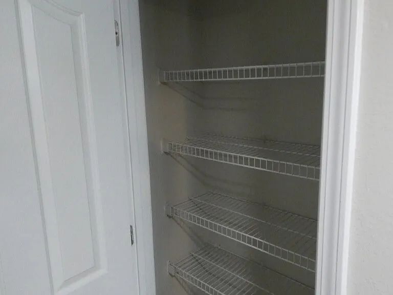 861 Aztec Dr — Photo 10