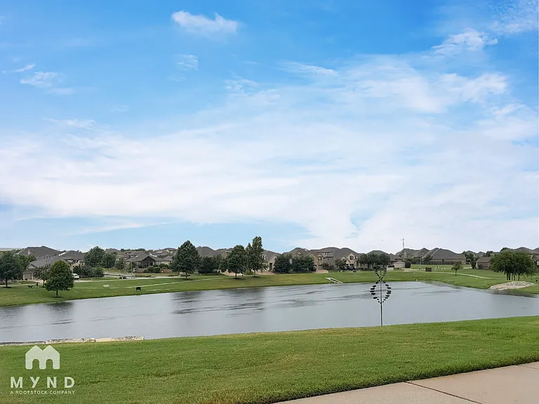 1129 La Conterra Blvd — Photo 26