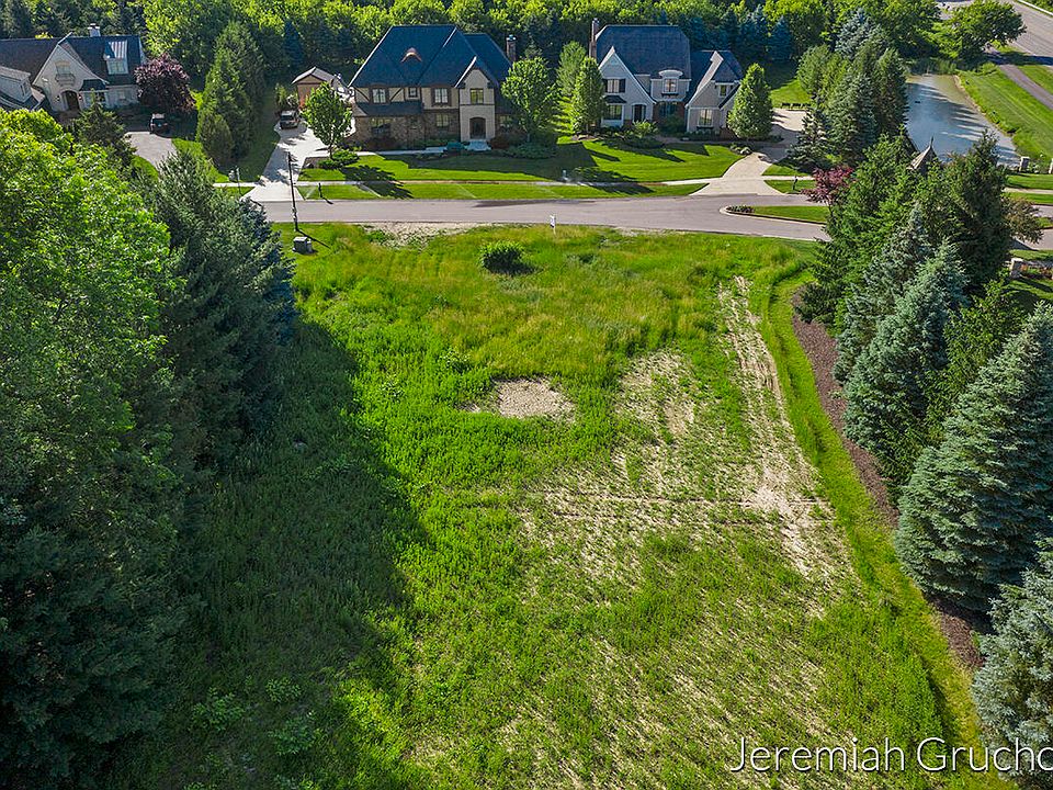 5830 Manchester Hills Dr SE, Grand Rapids, MI 49546 MLS 22024470