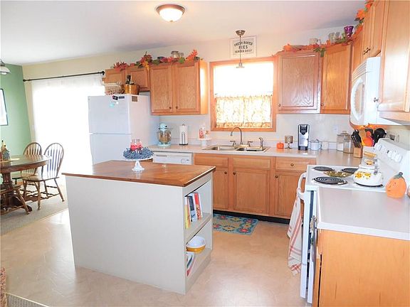 5th image of 1638 W Integrity St