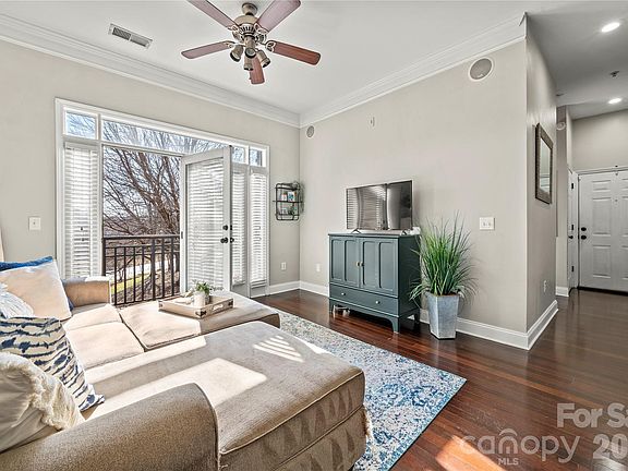 3rd image of 775 Garden District Dr #5106