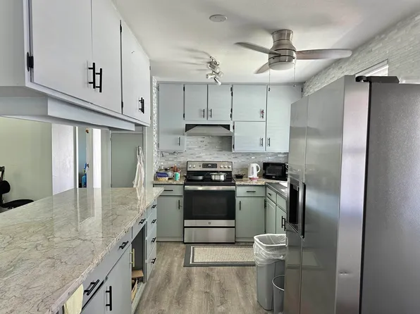 310 S Hina Ave, Kahului, HI 96732