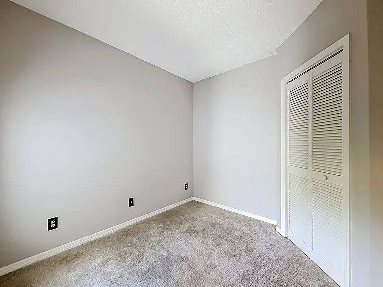 4405 W Fair Oaks Ave #18 — Photo 15