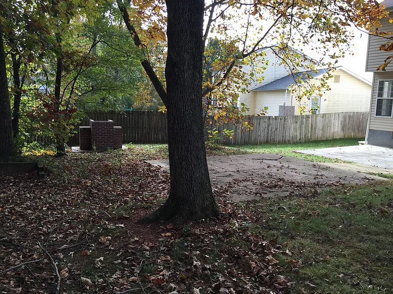 96 Tanterra Dr — Photo 16