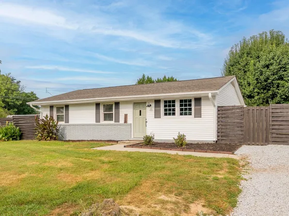 168 Pine Dr, Mount Airy, NC 27030