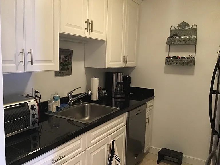 19 Wiget St #503 — Photo 2