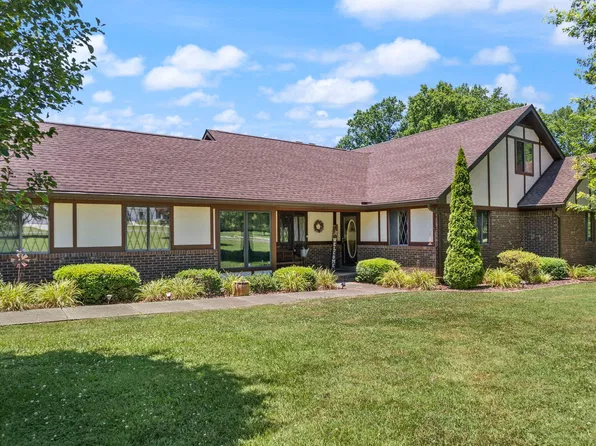 302 Indian Cave St, Monticello, KY 42633