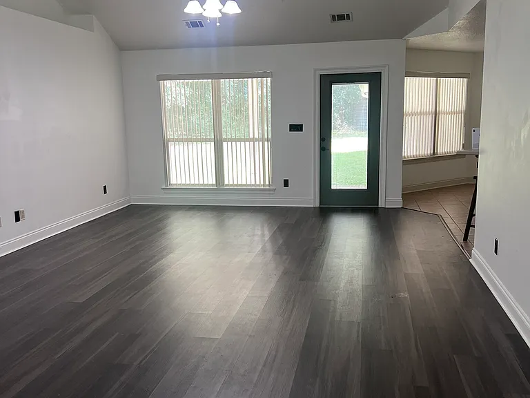 591 Ridge Lake Rd — Photo 9