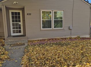 4311 8th St, Rockford, IL 61109