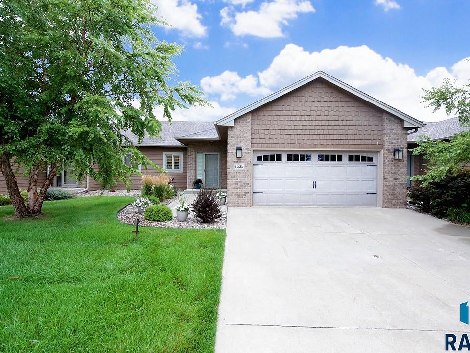 1st image of 7535 S Grand Arbor Pl