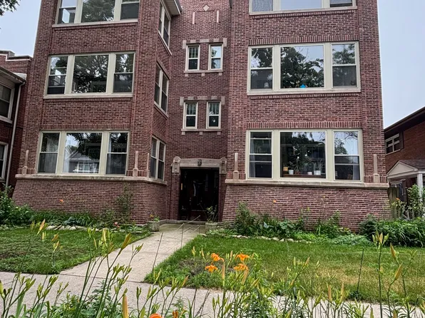 1321 W Columbia Ave #1, Chicago, IL 60626