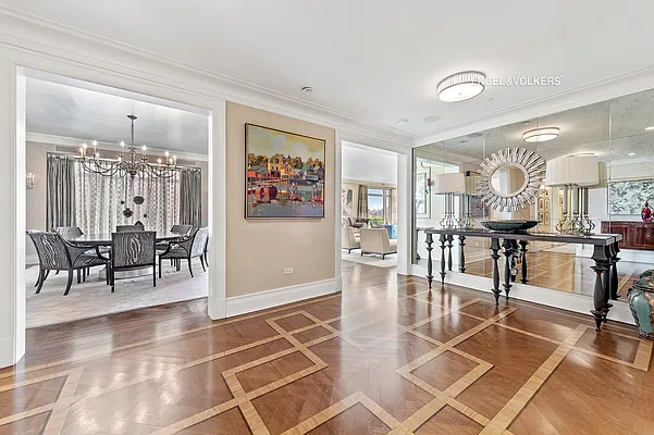 Rented by Engel & Völkers New York City | media 11