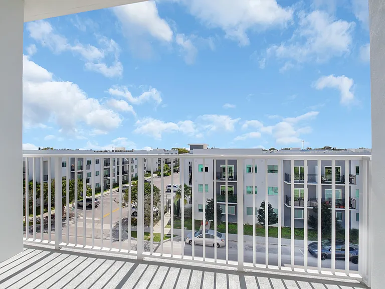 240 Vanderbilt Dr #B2 — Photo 6