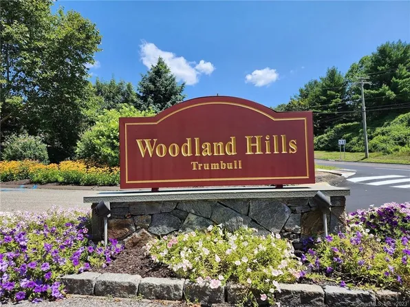 405 Woodland Hills Drive #405, Trumbull, CT 06611