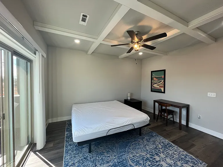 2248 W Moore Ln — Photo 7