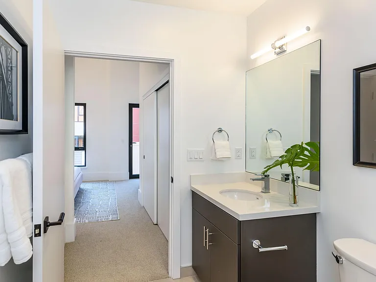1288 Howard St #330 — Photo 5