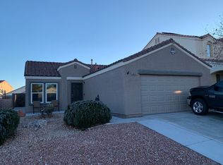 8533 Gracious Pine Ave, Las Vegas, NV 89143