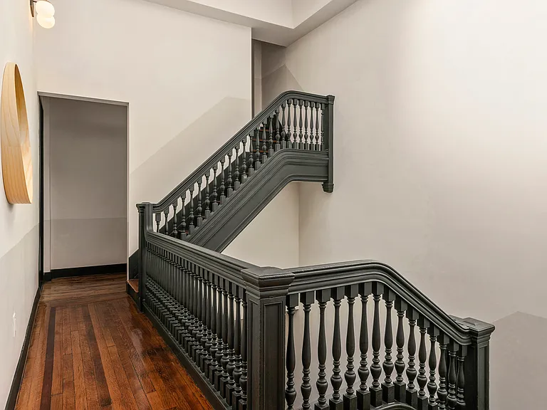 230 W 72nd St #PENTHOUSE — Photo 7