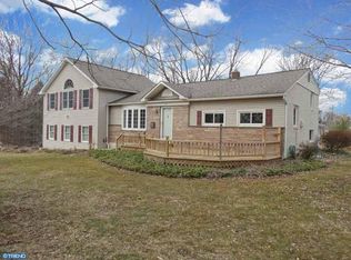 121 Midland Rd, Newtown, PA 18940