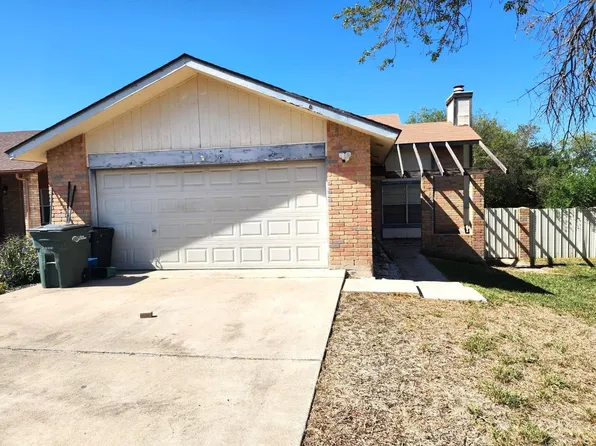 126 Garden Cts, Del Rio, TX 78840