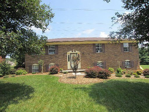 1st image of 1704 Oxbow Ln
