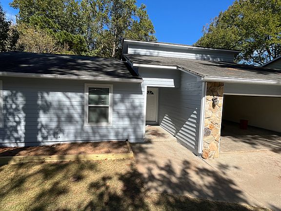 4th image of 4059 Sugar Mill Dr